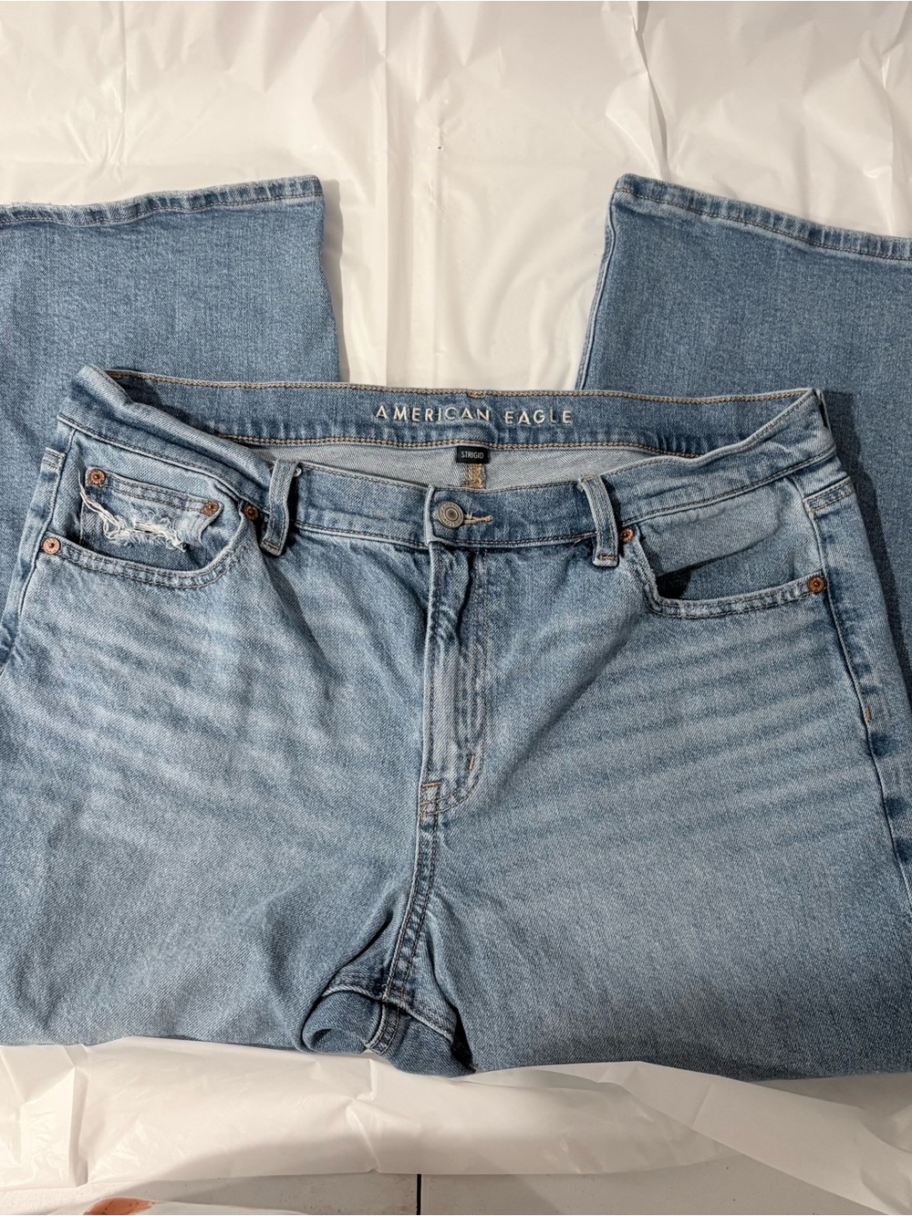 American Eagle Outfitters Light Wash jeans